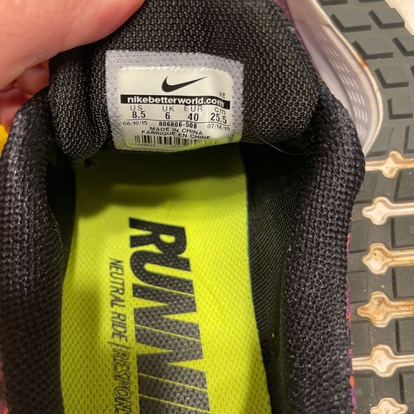 Nike women’s running shoes - Picture 7 of 7
